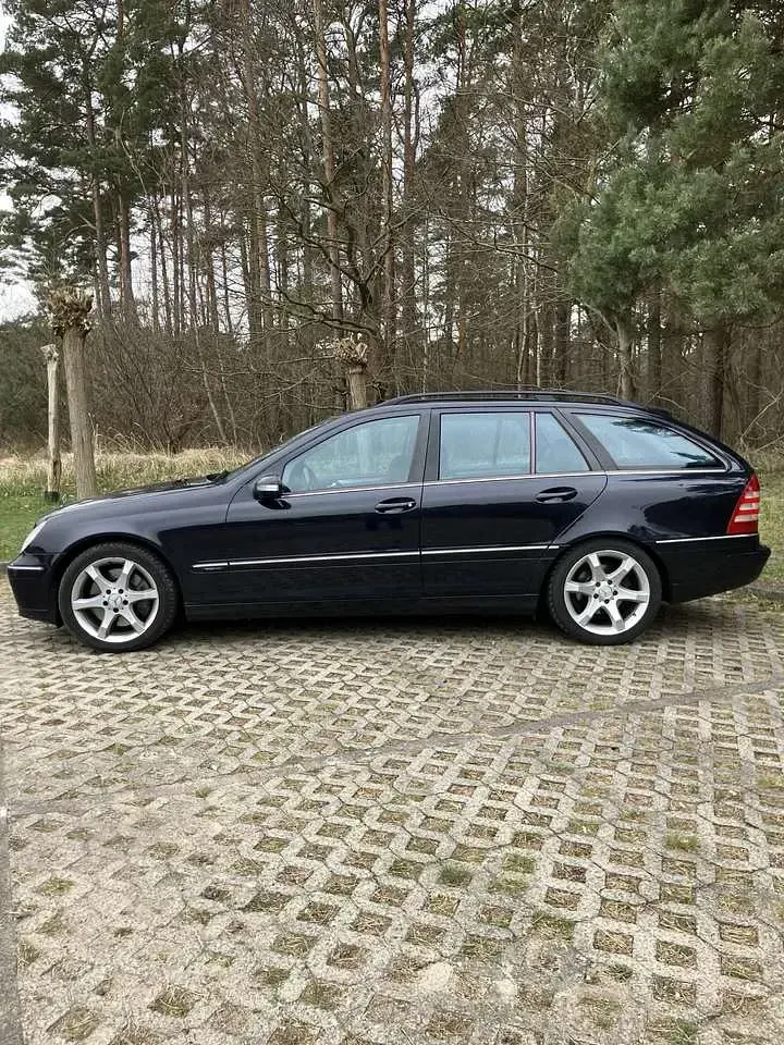 Gebraucht Mercedes C320 Sport Edition 224 PS (164 kW) 2005 Schwarz Kombi