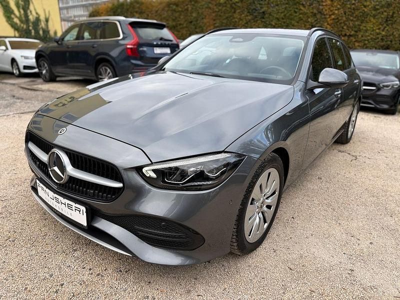 Gebraucht Mercedes C220 200 PS (147 kW) 2022 Grau Limousine