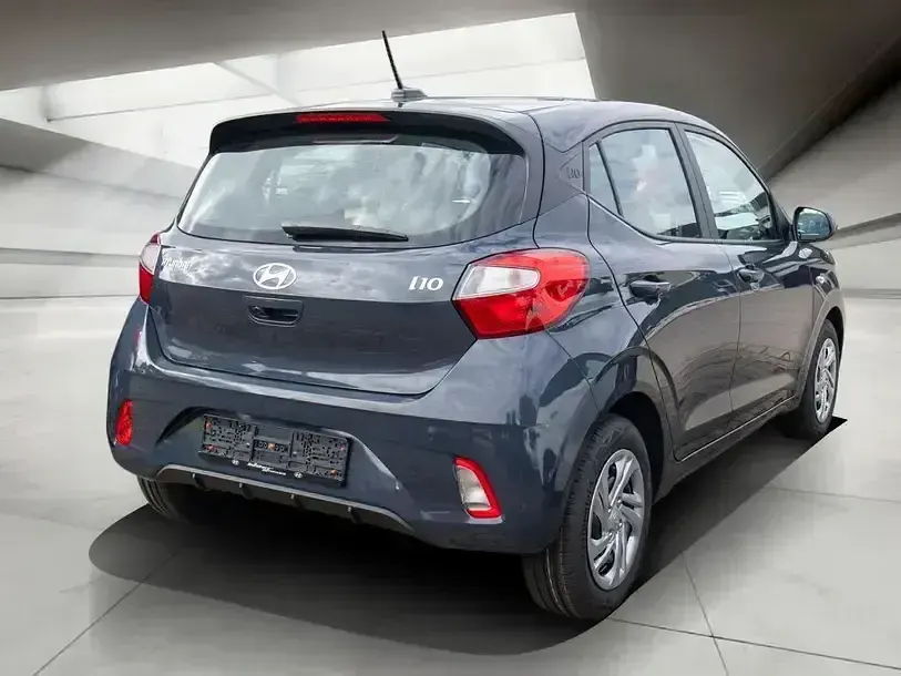 Gebraucht Hyundai i10 Select 63 PS (46 kW) 2026 Grau Kleinwagen
