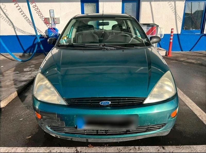 Gebraucht Ford Focus 101 PS (74 kW) 1999 Grün Kleinwagen