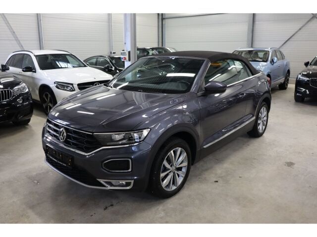 Andere Gebraucht 2020 VW T-Roc Style SUV | 25.900 € (Etwas zu teuer) - Bild 1/4