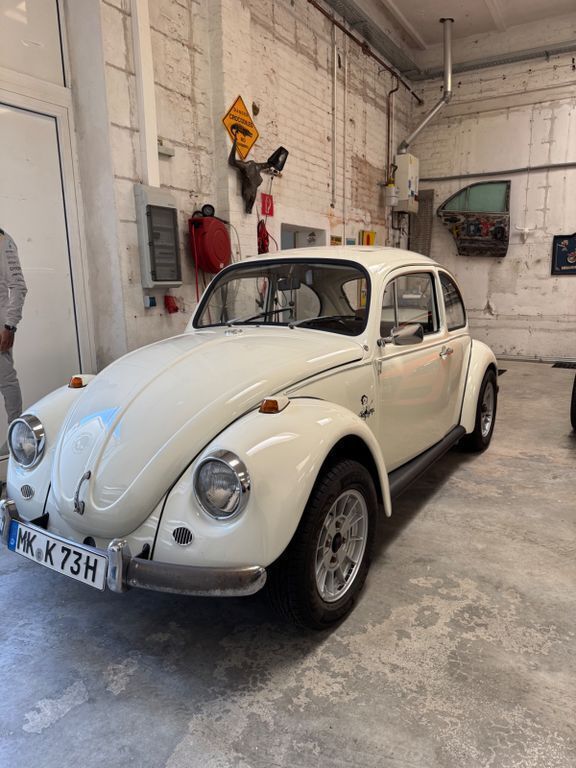 Weiß Gebraucht 1971 VW Käfer Limousine | 13.500 € - Bild 1/4