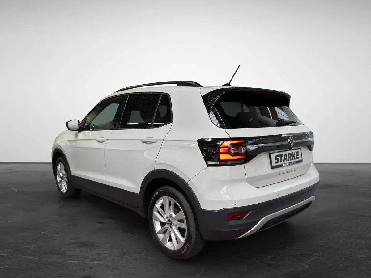 Gebraucht VW T-Cross Move 150 PS (110 kW) 2022 Grau (ascotgrau) SUV