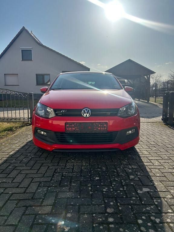 Gebraucht VW Polo Life 90 PS (66 kW) 2014 Rot Limousine
