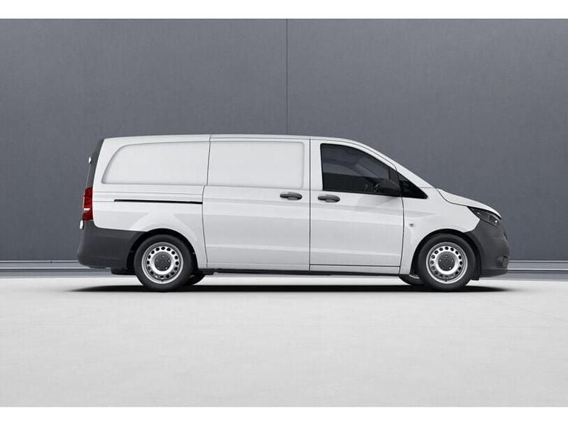Gebraucht Mercedes Vito 163 PS (119 kW) 2020 Weiss arktikweiß Van