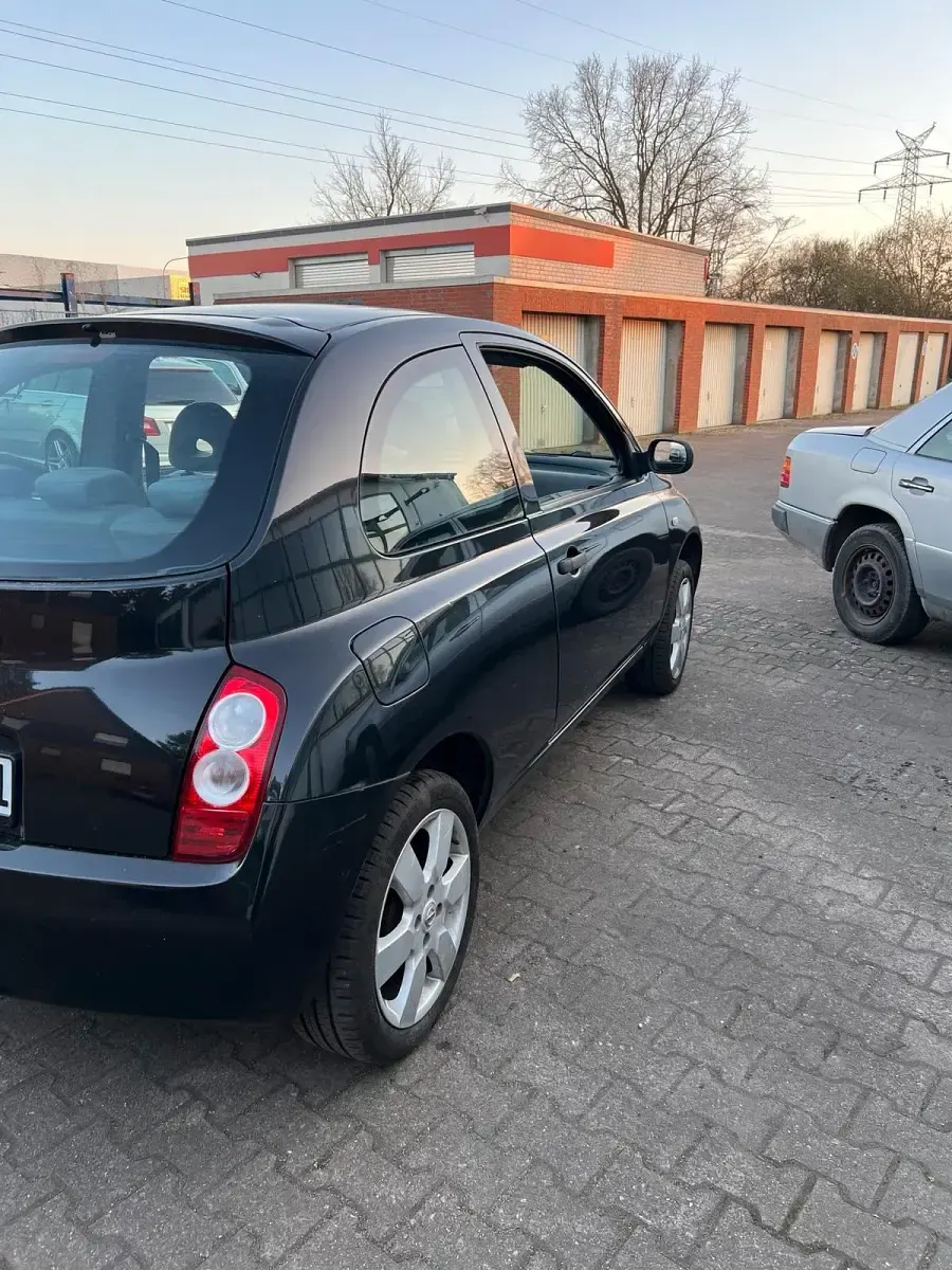 Gebraucht Nissan Micra 65 PS (47 kW) 2003 Schwarz Kleinwagen