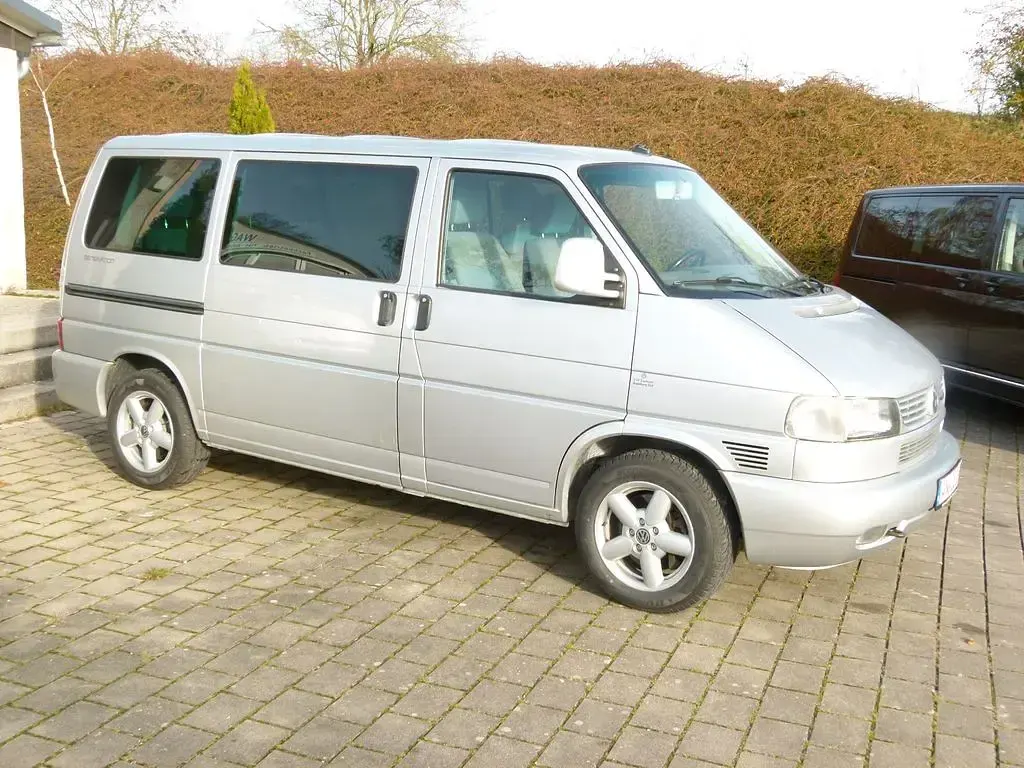 Używany VW T4 151 KM (111 kW) 2003 Srebrny Van