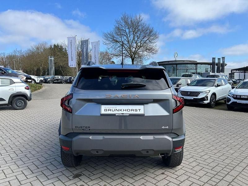 Neu Dacia Duster Extreme 154 PS (113 kW) 2026 Grau SUV