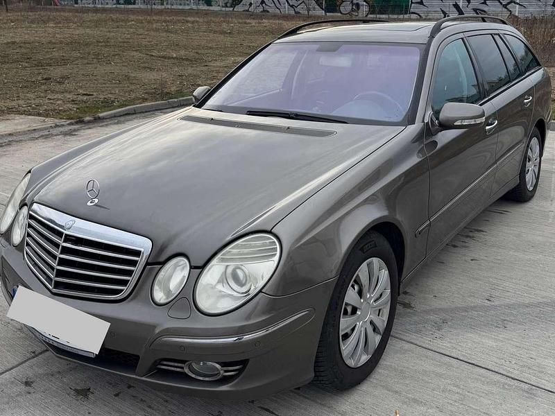 Gebraucht Mercedes E220 Avantgarde 170 PS (125 kW) 2009 Beige Kombi