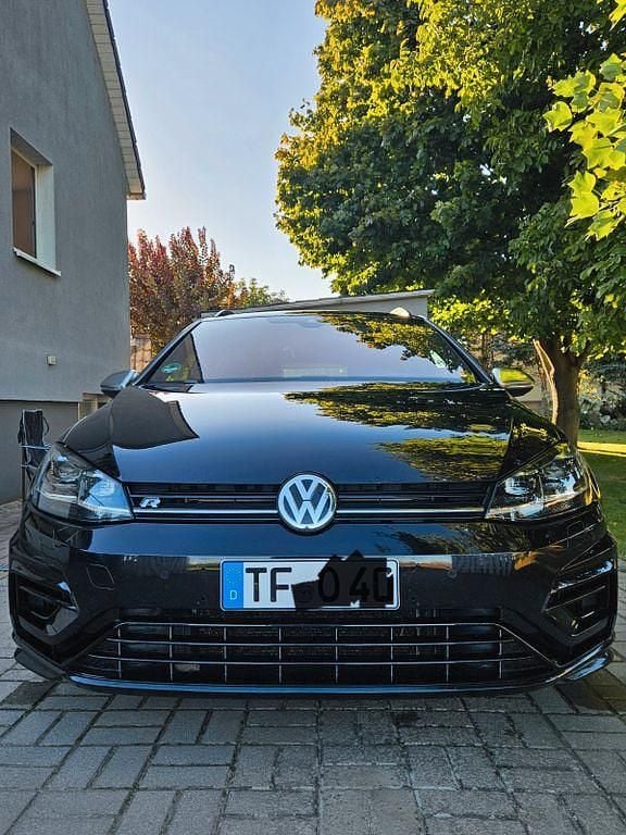 Schwarz Gebraucht 2019 VW Golf VII R Kombi | 23.000 € (Fairer Preis) - Bild 1/4