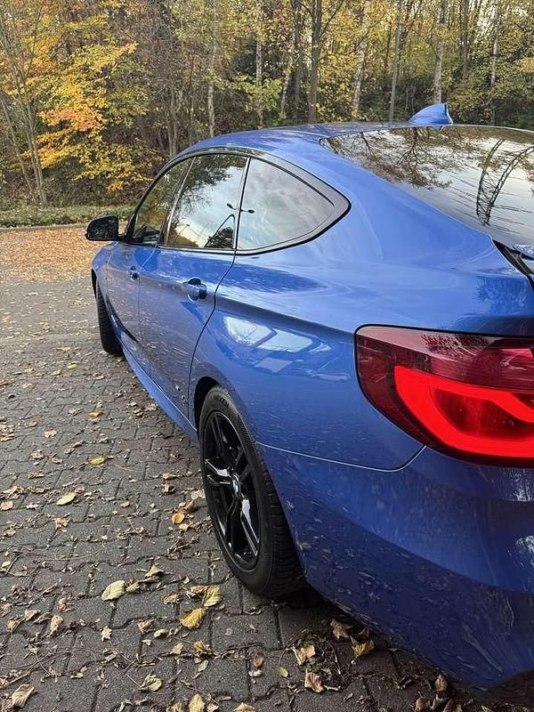Gebraucht BMW 318 Gran Turismo M Sport 150 PS (110 kW) 2020 Blau Limousine