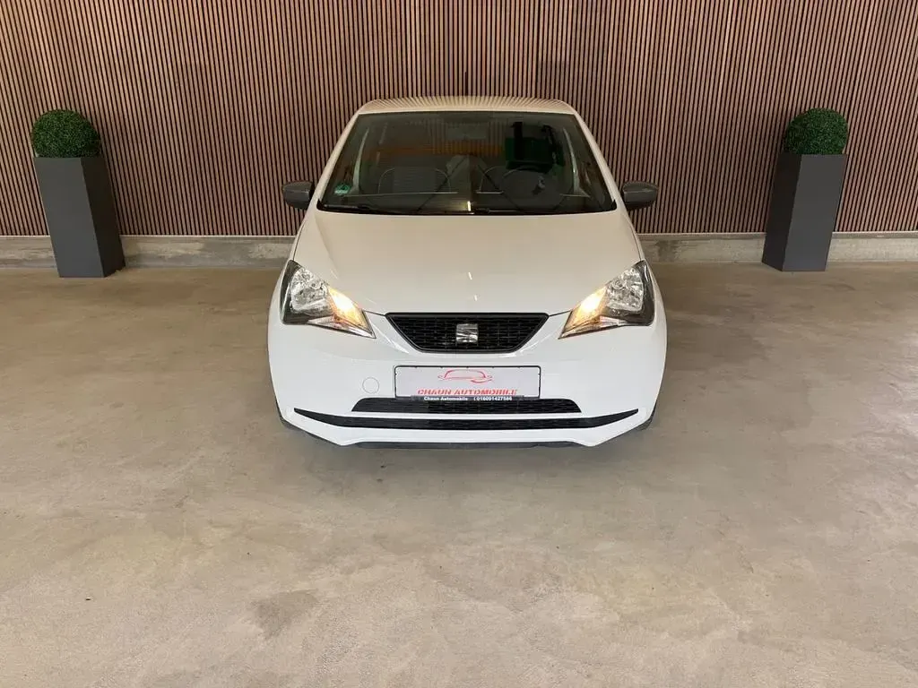 Gebraucht Seat Mii Chic 60 PS (44 kW) 2019 Weiß Kleinwagen