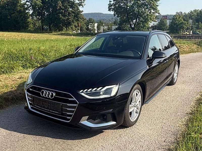 Schwarz Gebraucht 2021 Audi A4 Advanced Kombi | 17.990 € (Guter Preis) - Bild 1/4