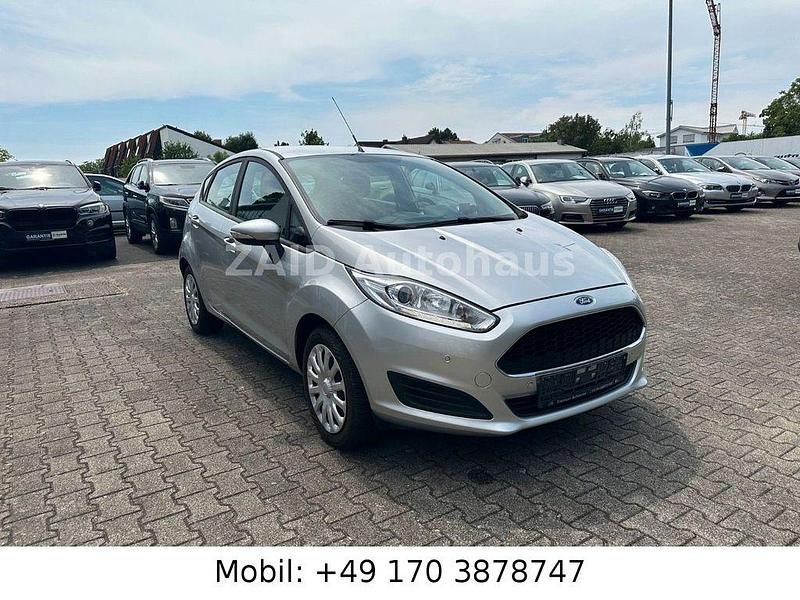 Gebraucht Ford Fiesta Trend 80 PS (58 kW) 2017 Silber Kleinwagen
