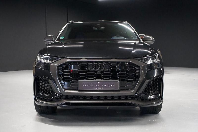 Mythosschwarz metallic Gebraucht 2024 Audi RS Q8 Exclusive SUV | 104.990 € (Etwas zu teuer) - Bild 1/4