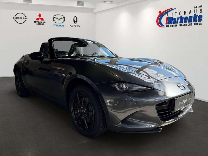 Neu Mazda MX5 Homura-Line 132 PS (97 kW) 2025 Machine grey metallic Cabrio