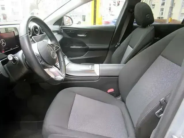 Gebraucht Mercedes C220 220 PS (161 kW) 2022 Andere Limousine