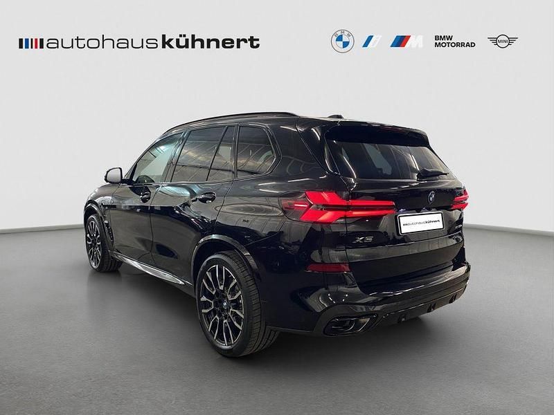 Neu BMW X5 M Sport 489 PS (359 kW) 2026 Schwarz SUV