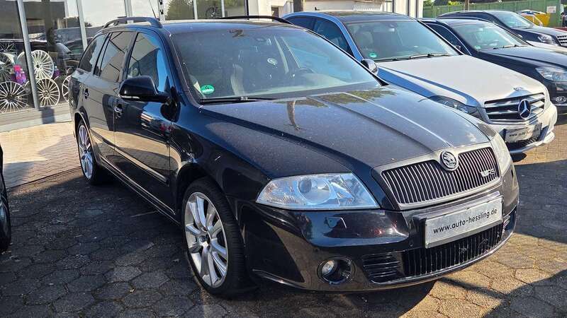 Schwarz Gebraucht 2009 Skoda Octavia RS Kombi | 3.750 € - Bild 1/4