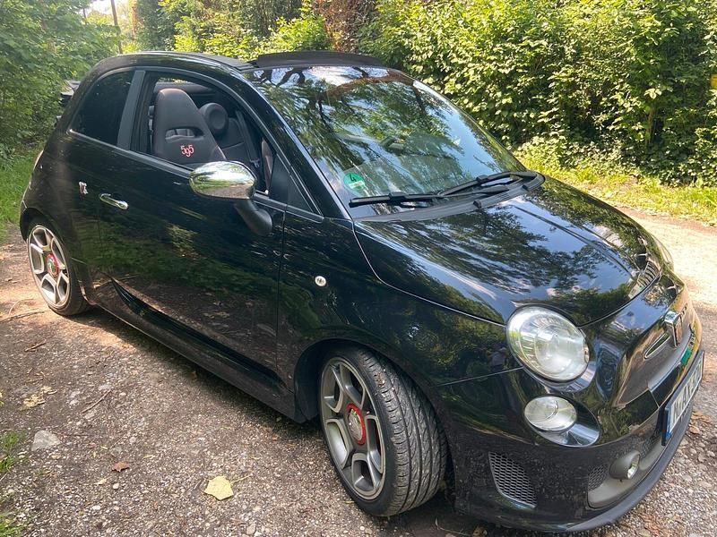 Schwarz Gebraucht 2012 Abarth 595 Kleinwagen | 12.450 € (Etwas zu teuer) - Bild 1/4