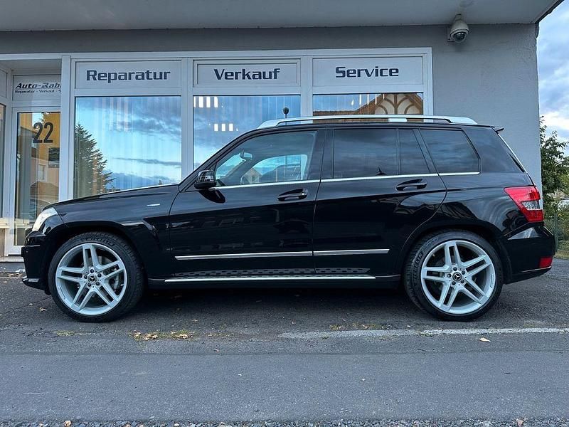 Schwarz Gebraucht 2012 Mercedes GLK350 AMG SUV | 12.500 € (Guter Preis) - Bild 1/4