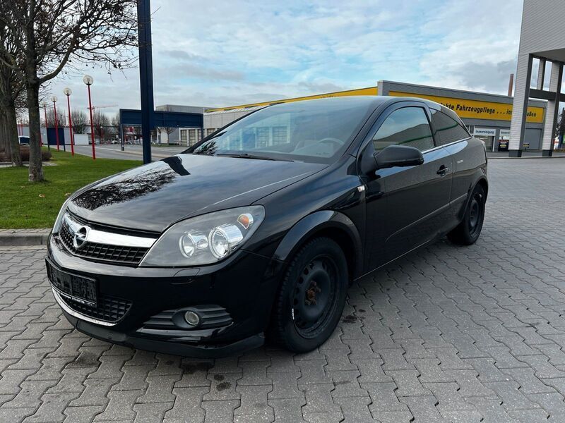 Opel Astra H GTC Cosmo gebraucht kaufen in Pfullingen Preis 4900 eur -  Int.Nr.: 570 VERKAUFT