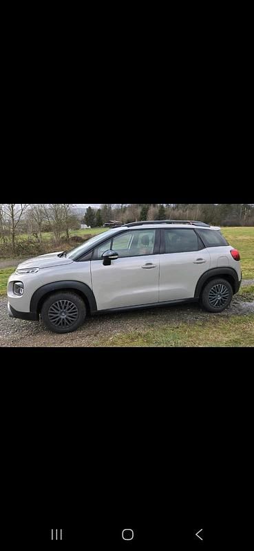 Grau Gebraucht 2018 Citroën C3 Aircross SUV | 16.500 € (Teuer) - Bild 1/4