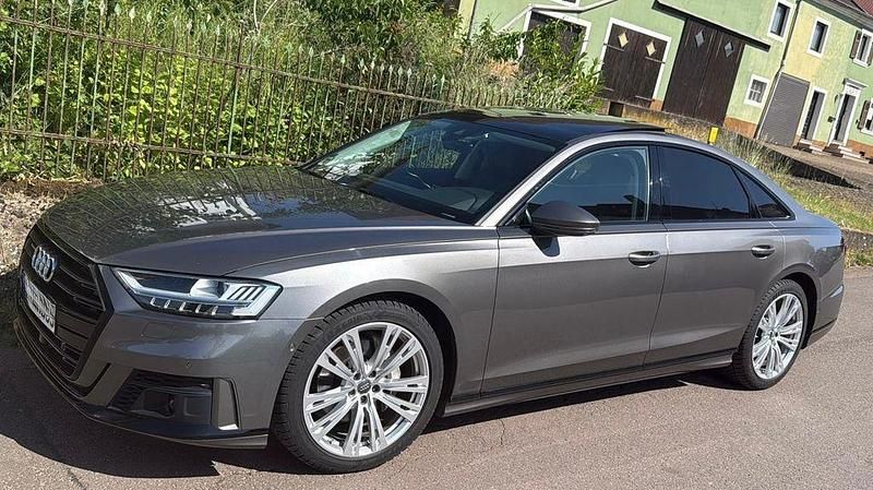 Grau Gebraucht 2019 Audi A8 Ambiente Limousine | 37.500 € (Guter Preis) - Bild 1/4