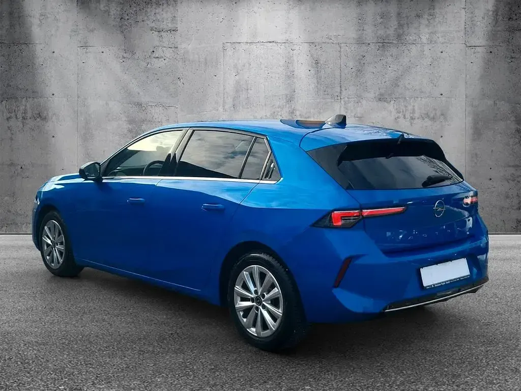 Gebraucht Opel Astra Elegance 131 PS (96 kW) 2023 Blau Kleinwagen