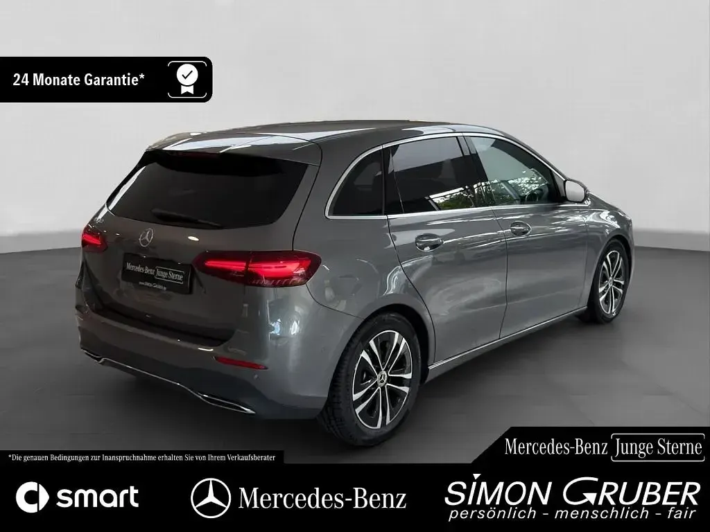 Gebraucht Mercedes B180 Progressive 136 PS (100 kW) 2025 Grau Kleinwagen