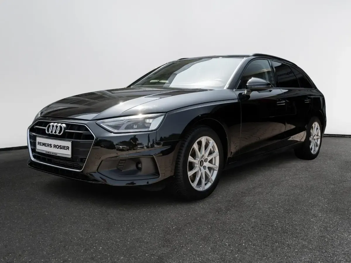 Gebraucht Audi A4 Basis 150 PS (110 kW) 2022 Kombi
