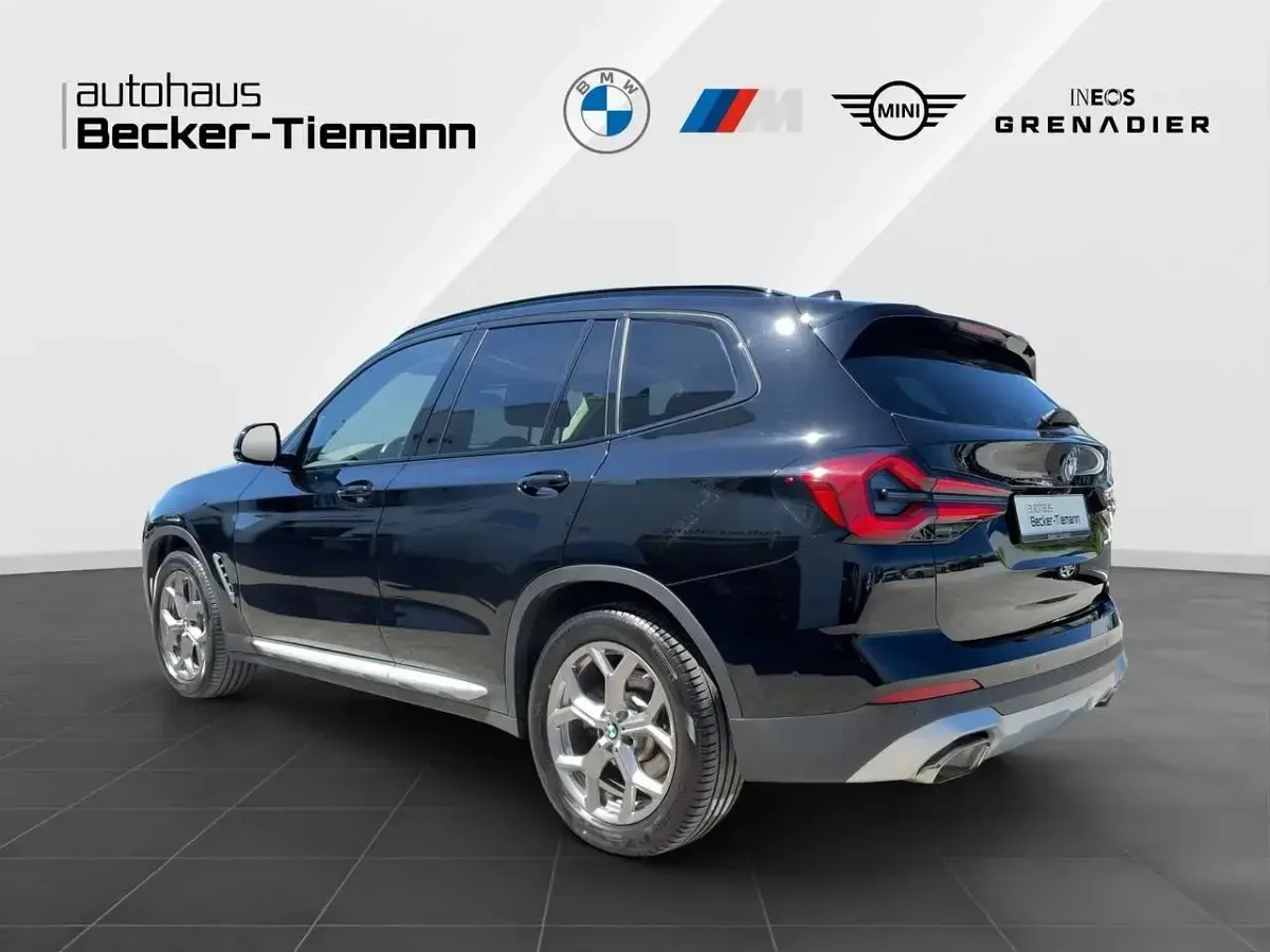 Gebraucht BMW X3 Sport Line 286 PS (210 kW) 2023 Schwarz ii SUV