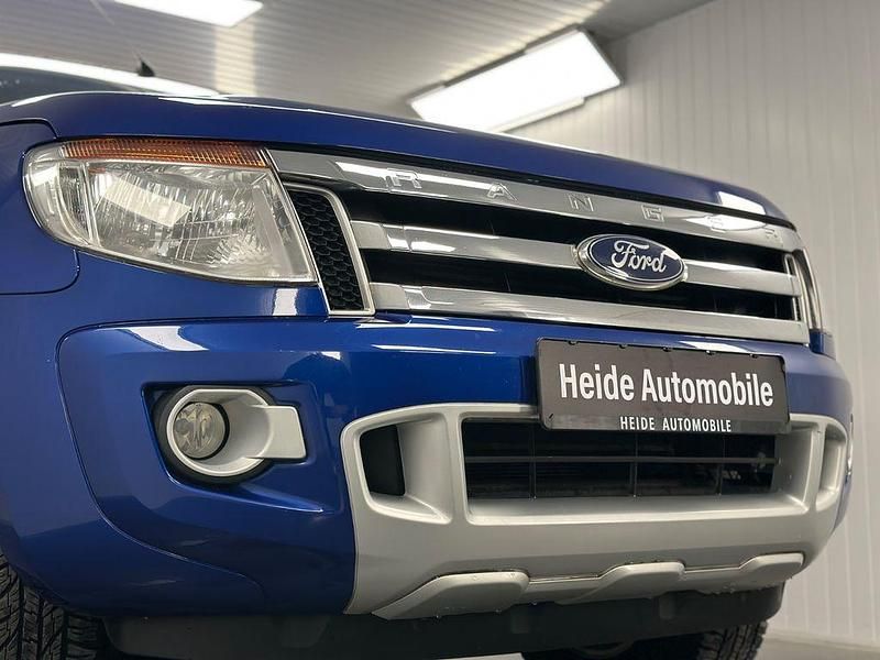 Gebraucht Ford Ranger Limited 200 PS (147 kW) 2015 Blau Pickup