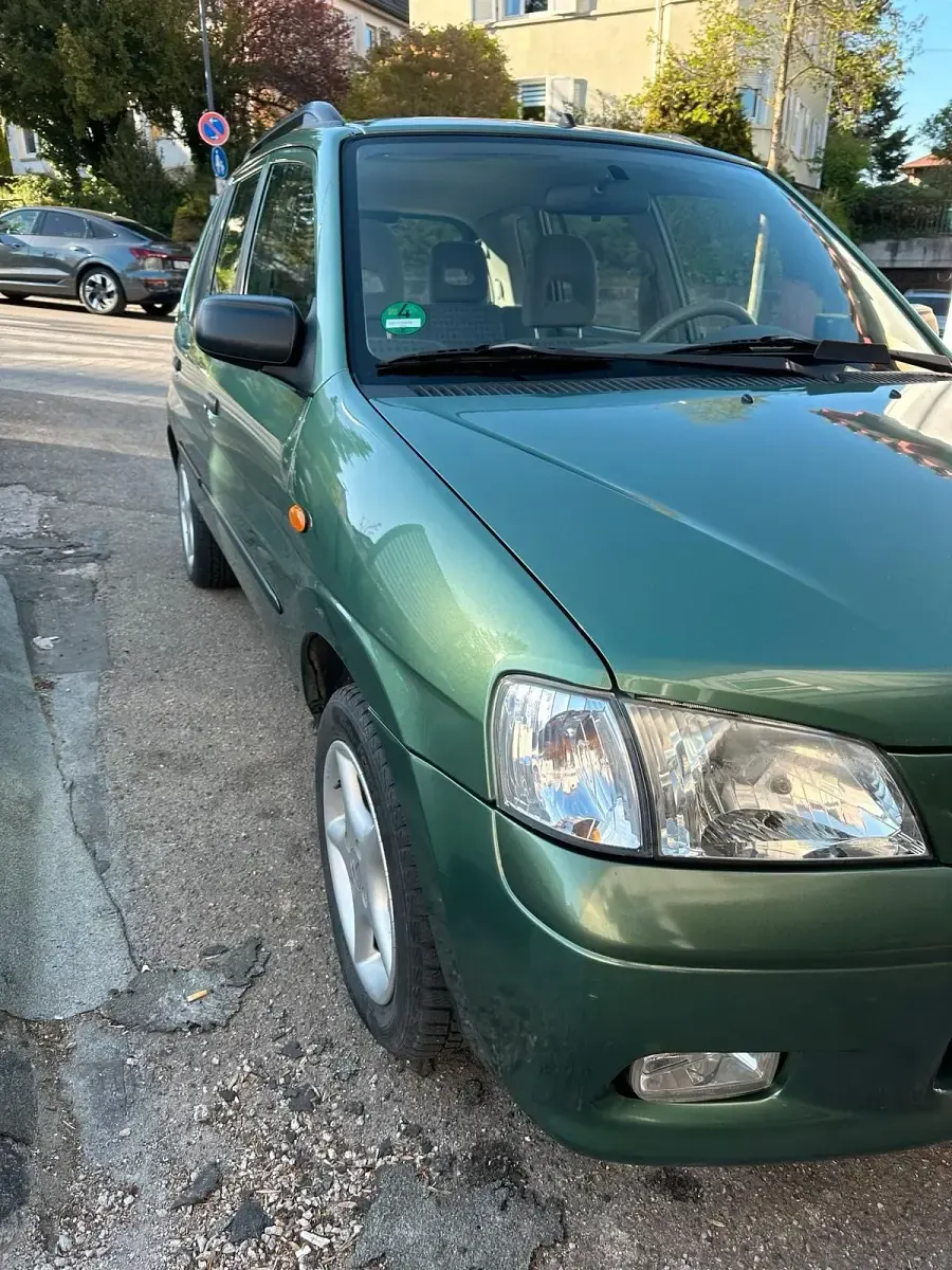 Gebraucht Mazda Demio 80 PS (58 kW) 2001 Grün Kleinwagen