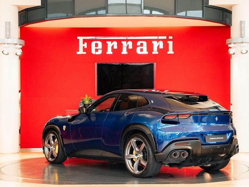 Second-hand Ferrari Purosangue 725 CP (533 kW) 2023 Albastru SUV