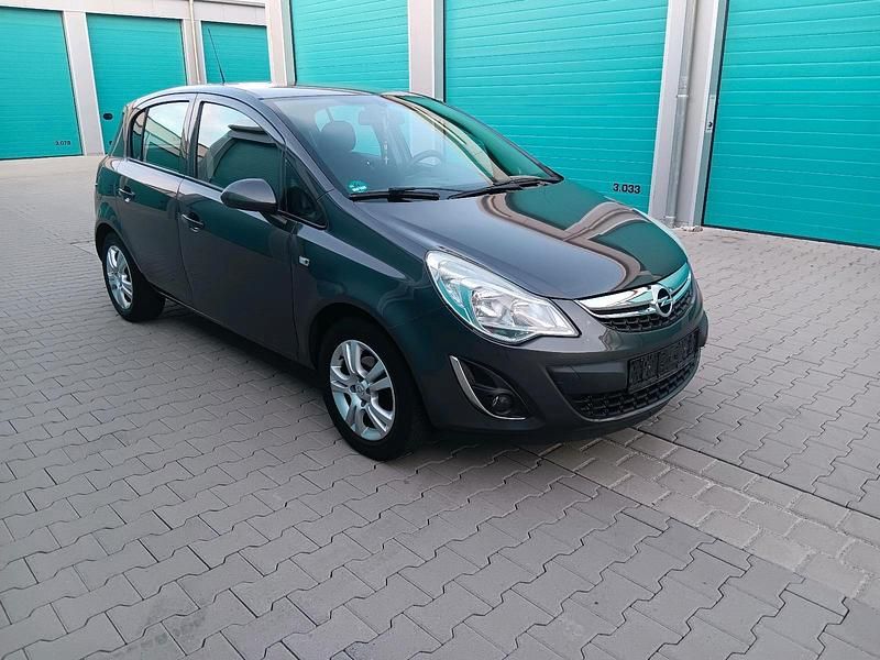 Gebraucht Opel Corsa 75 PS (55 kW) 2012 Kleinwagen