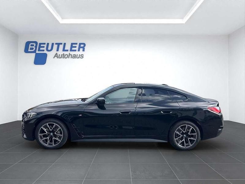 Gebraucht BMW 430 M Sport 245 PS (180 kW) 2025 Saphirschwarz metallic Coupé
