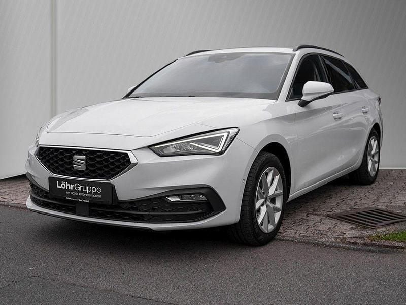 Second-hand Seat Leon Style 150 CP (110 kW) 2022 Alb Break