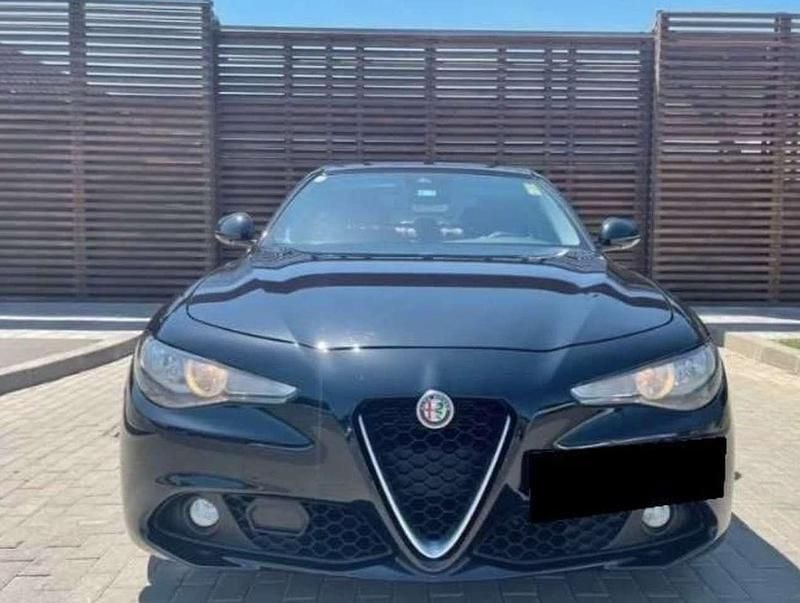 Gebraucht 2016 Alfa Romeo Giulia Limousine | 14.600 € - Bild 1/4