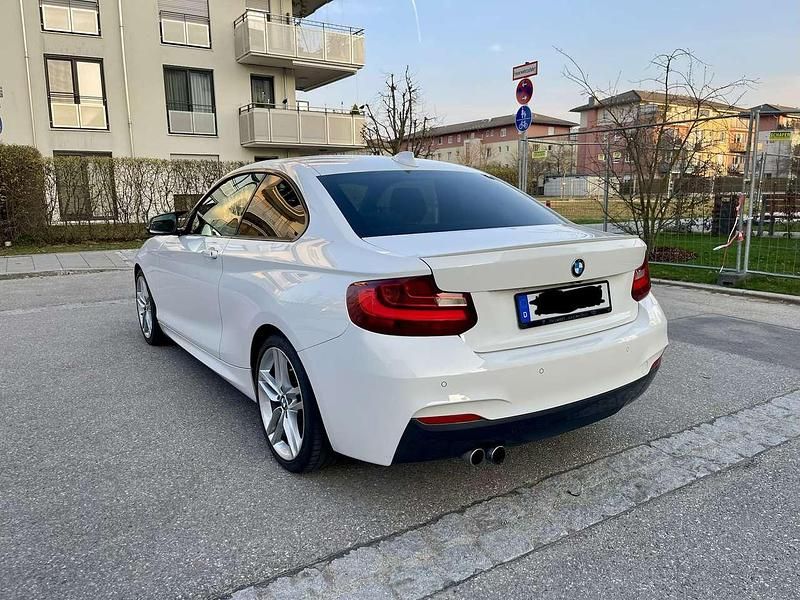 Gebraucht BMW 230 M Sport 252 PS (185 kW) 2017 Weiß Coupé