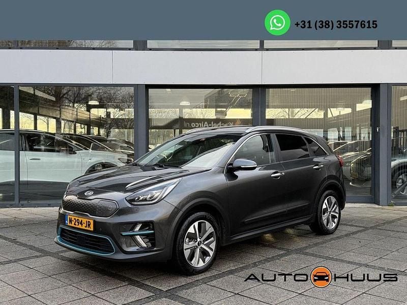 Grau Gebraucht 2021 Kia e-Niro SUV | 16.700 € (Fairer Preis) - Bild 1/4