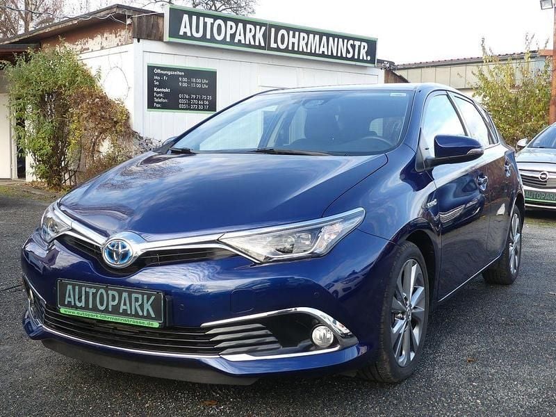 Dark blue mica Gebraucht 2016 Toyota Auris Hybrid Executive Limousine | 14.200 € (Fairer Preis) - Bild 1/4
