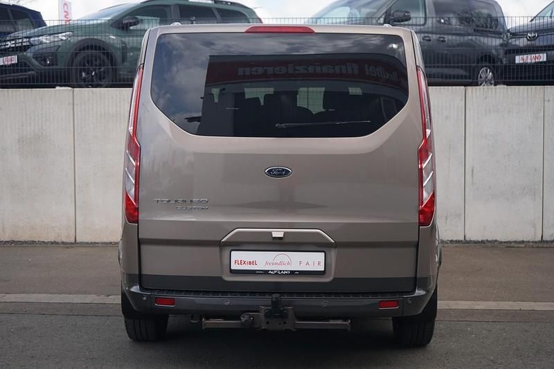 Gebraucht Ford Tourneo Custom Active 185 PS (136 kW) 2022 Grau Van