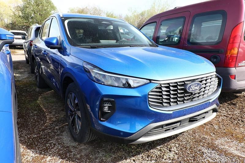 Neu Ford Kuga ST-Line 186 PS (136 kW) 2025 Desert island blue metallic SUV