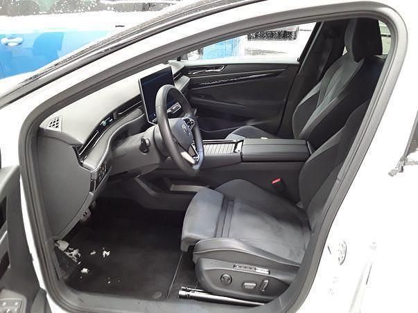 Gebraucht VW ID.7 Style 210 kW (286 PS) 2025 Gletscherweiß metallic Kombi