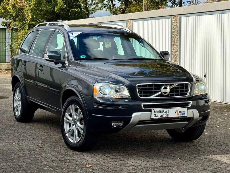 Grau Gebraucht 2012 Volvo XC90 Momentum SUV | 15.480 € (Etwas zu teuer) - Bild 1/3