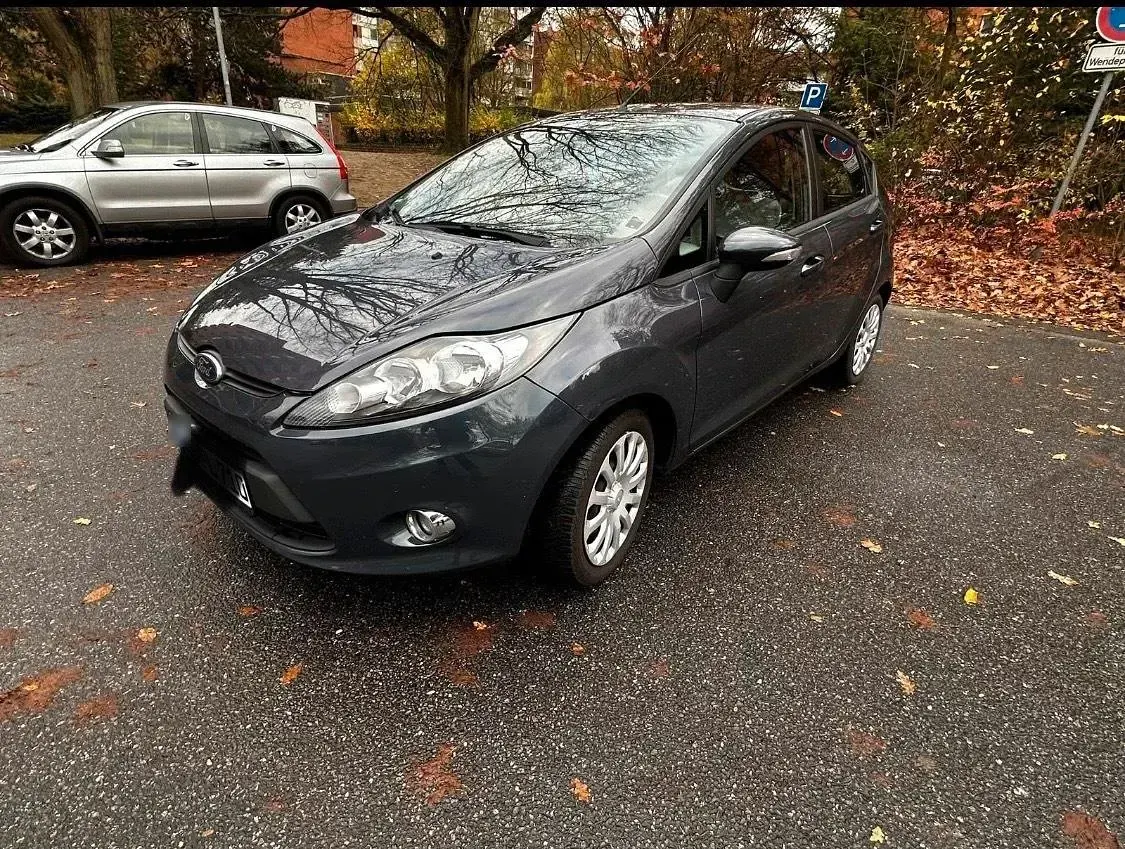 Gebraucht Ford Focus 85 PS (62 kW) 2011 Grau Kleinwagen