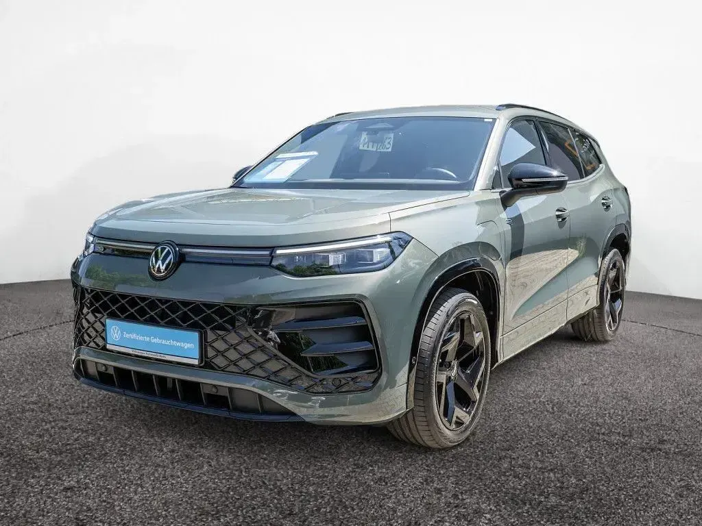 Gebraucht VW Tayron R-line 204 PS (150 kW) 2025 Grau SUV