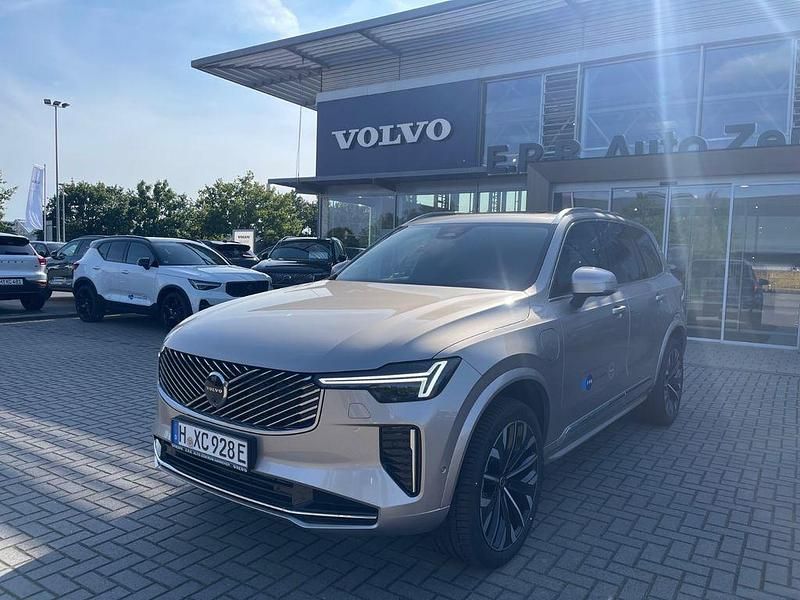 Blau Gebraucht 2025 Volvo XC90 Plus SUV | 69.800 € (Superpreis) - Bild 1/4