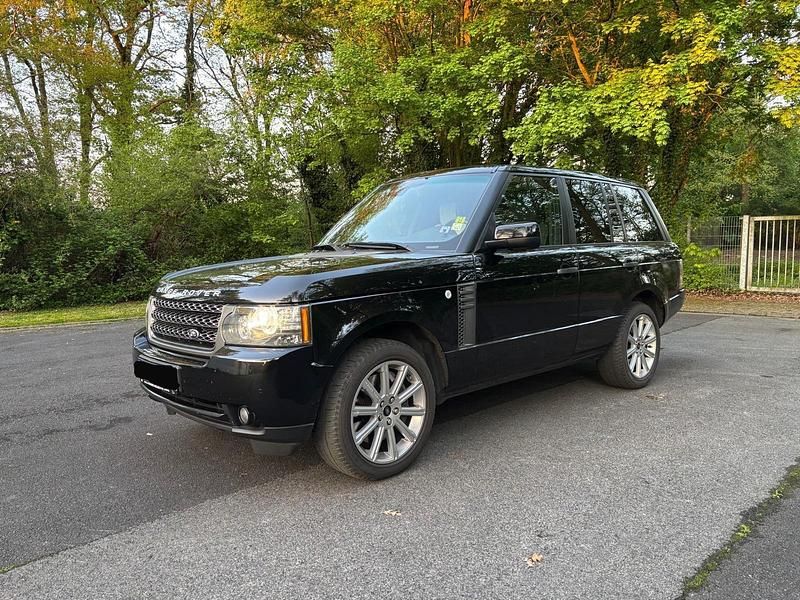 Schwarz Gebraucht 2011 Land Rover Range Rover Vogue SUV | 17.800 € (Teuer) - Bild 1/4